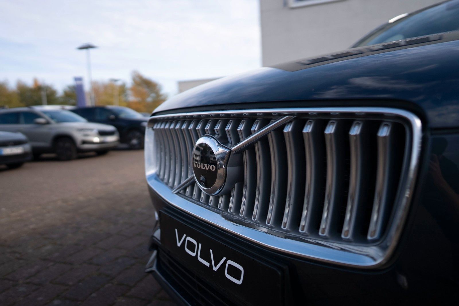 Volvo XC90 B5 Diesel Plus AWD Pano AHK Standhz. BLIS