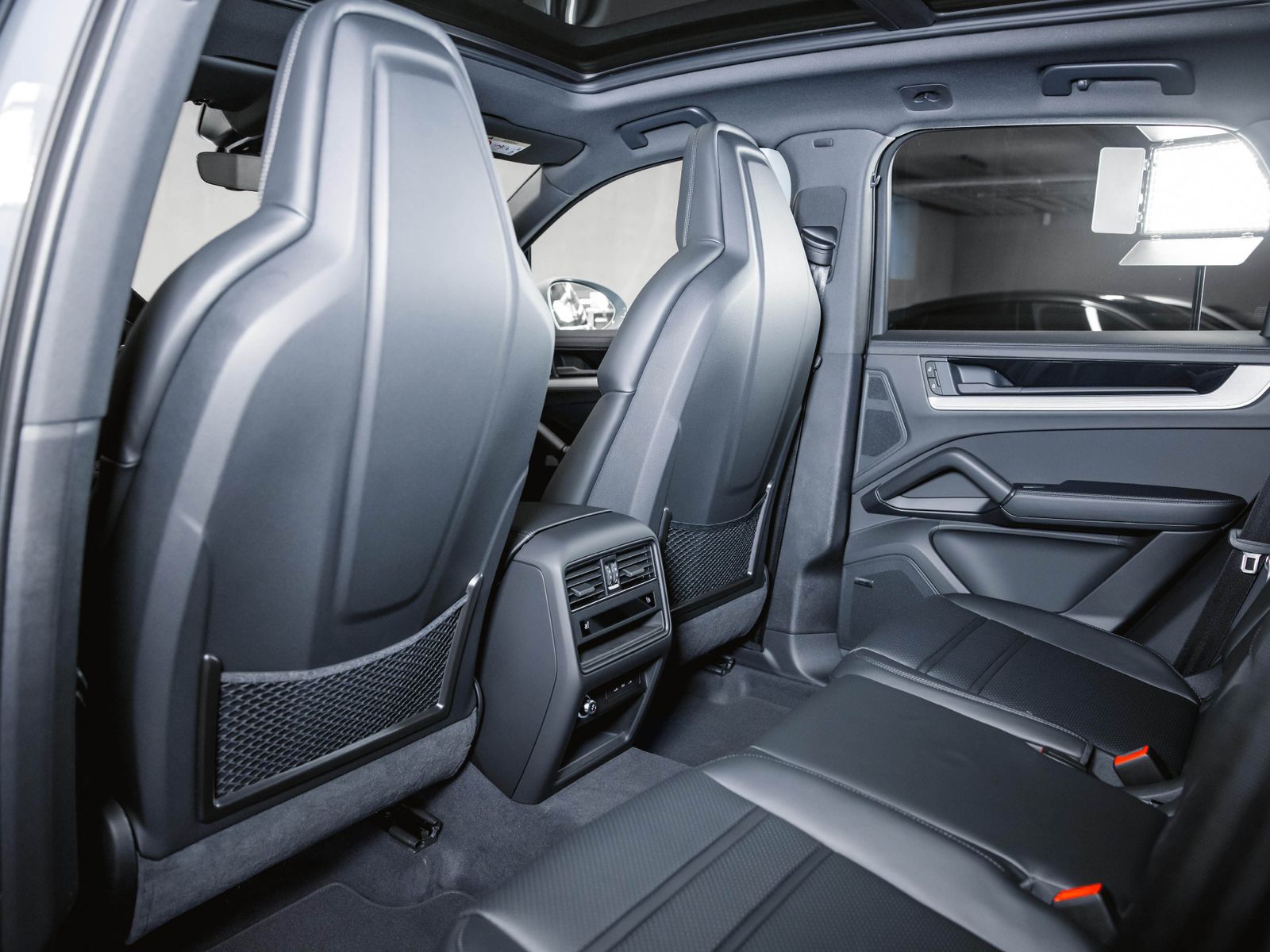 Porsche Cayenne E-Hybrid Sportabgasanlage Panoramadach
