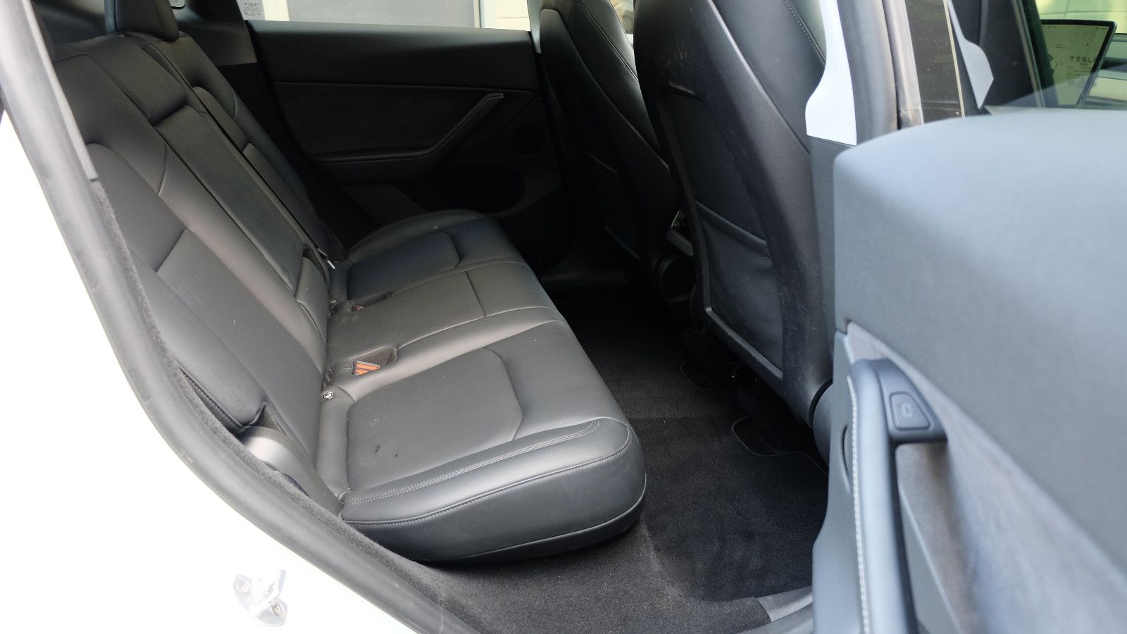Tesla Model Y Long Range Dual AWD