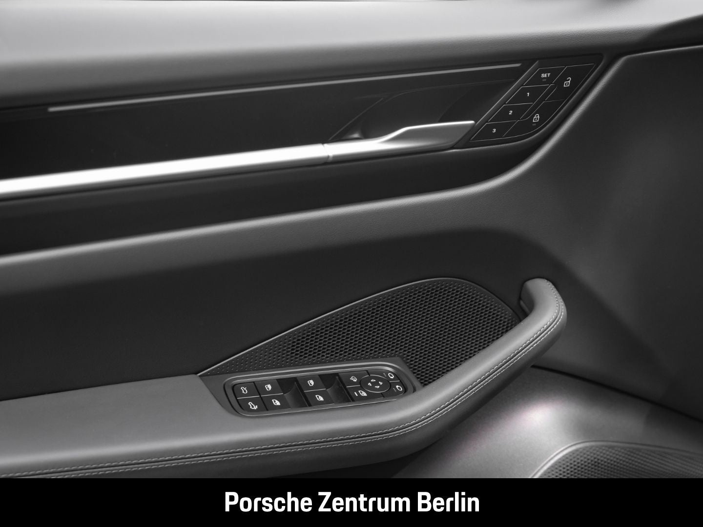 Porsche Macan 4 BOSE InnoDrive Panorama Surround-View