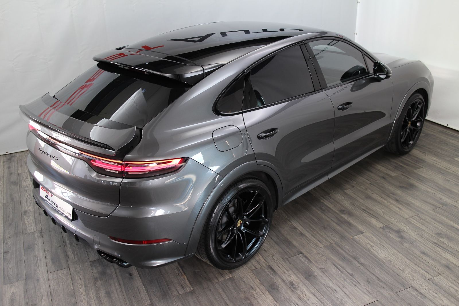 Porsche Cayenne Coupe GTS InnoDrive HeadUp Softclose