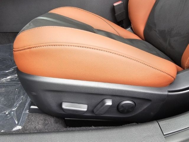 Mazda 3 150ps 6AT FWD Nagisa SHZ RFK ACAA HEAD-UP HUD