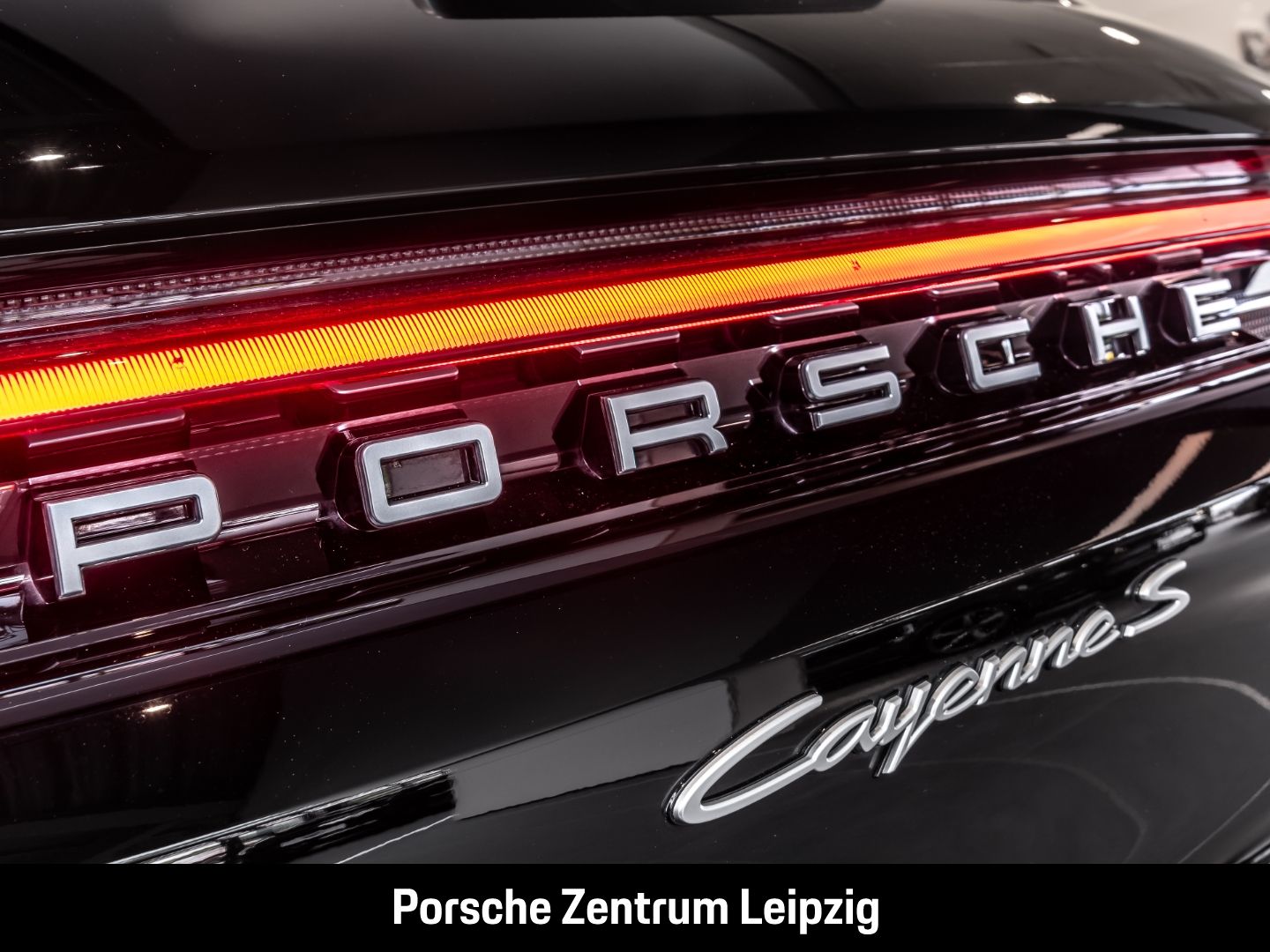 Porsche Cayenne S E-Hybrid Massage Sportabgas Inno HUD
