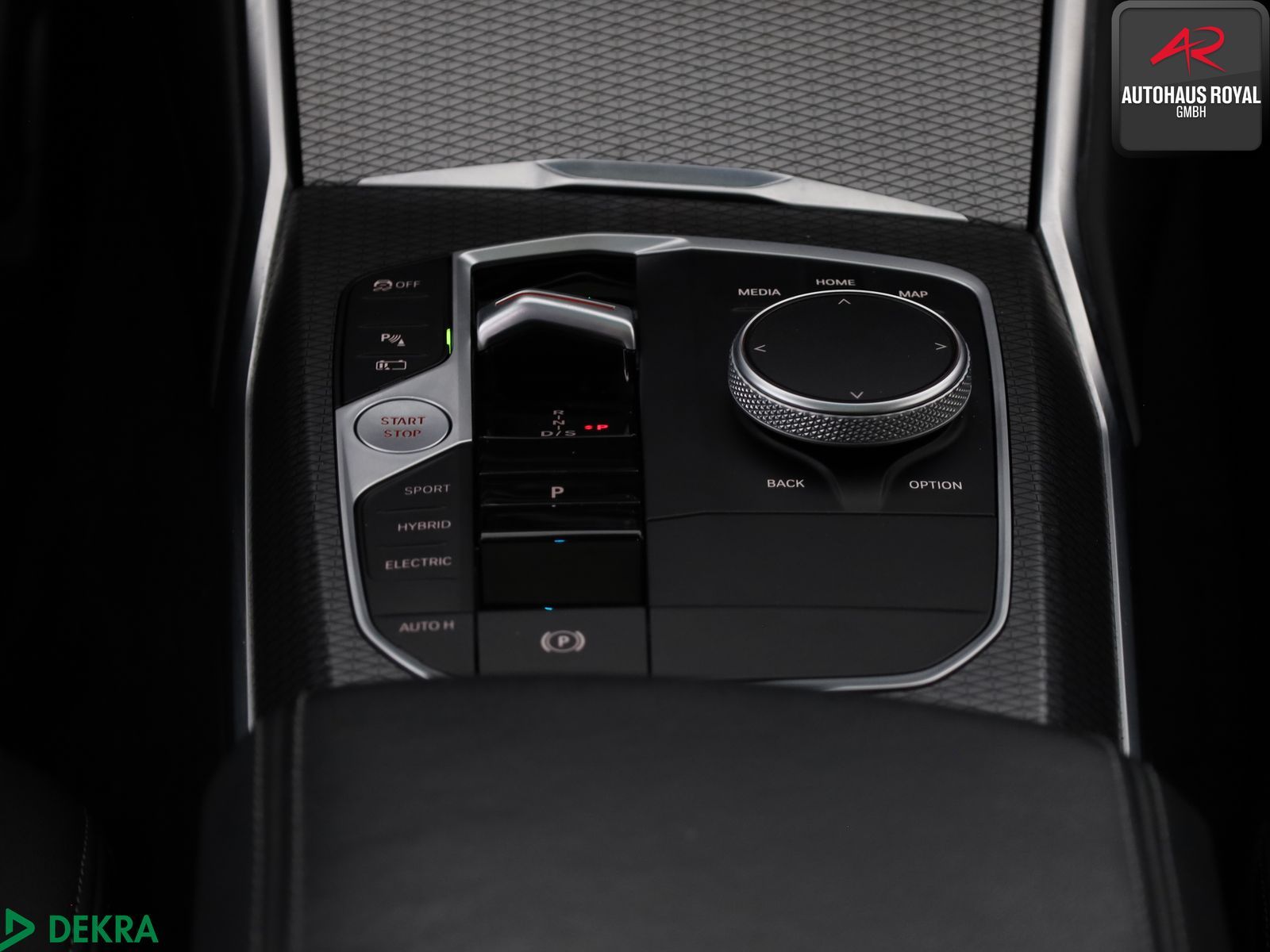 BMW 330 e T xDrive M SPORT PRO HUD,360GRAD,ACC,PANO