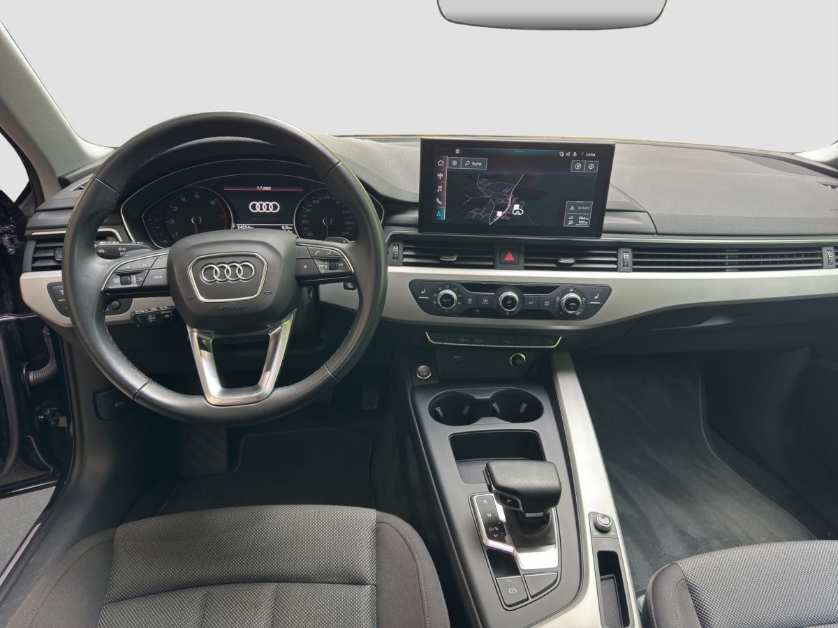 Audi A4 Avant S line 35 TFSI - Samsaru's Car Outlet