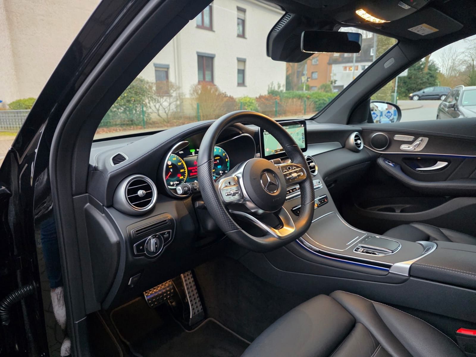 Mercedes-Benz GLC 300 de 4Matic/AMG-Paket/AHK/360°/