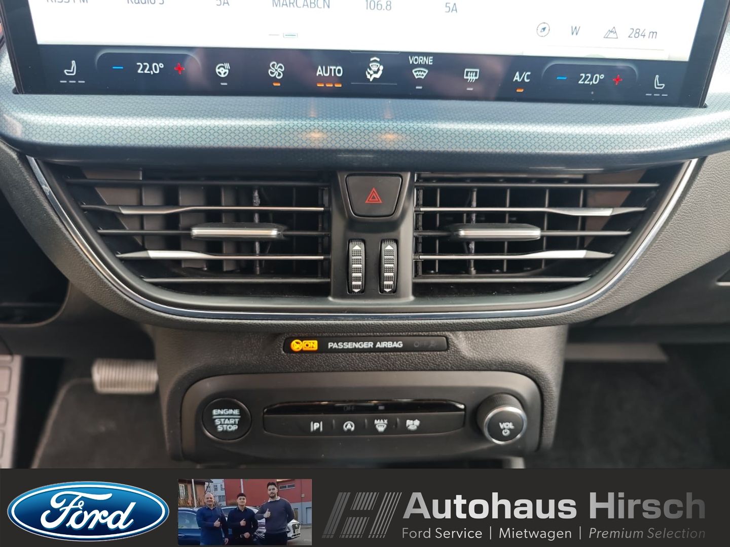 Ford Focus Turnier Active Navi LED ACC Apple CarPlay
