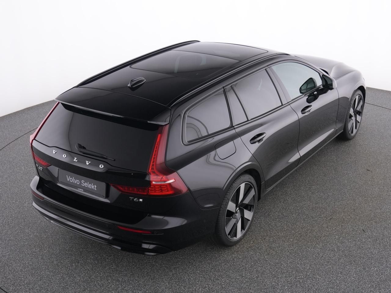 Volvo V60 T6 Recharge AWD Ultra Dark AHK+19'+ACC+360°