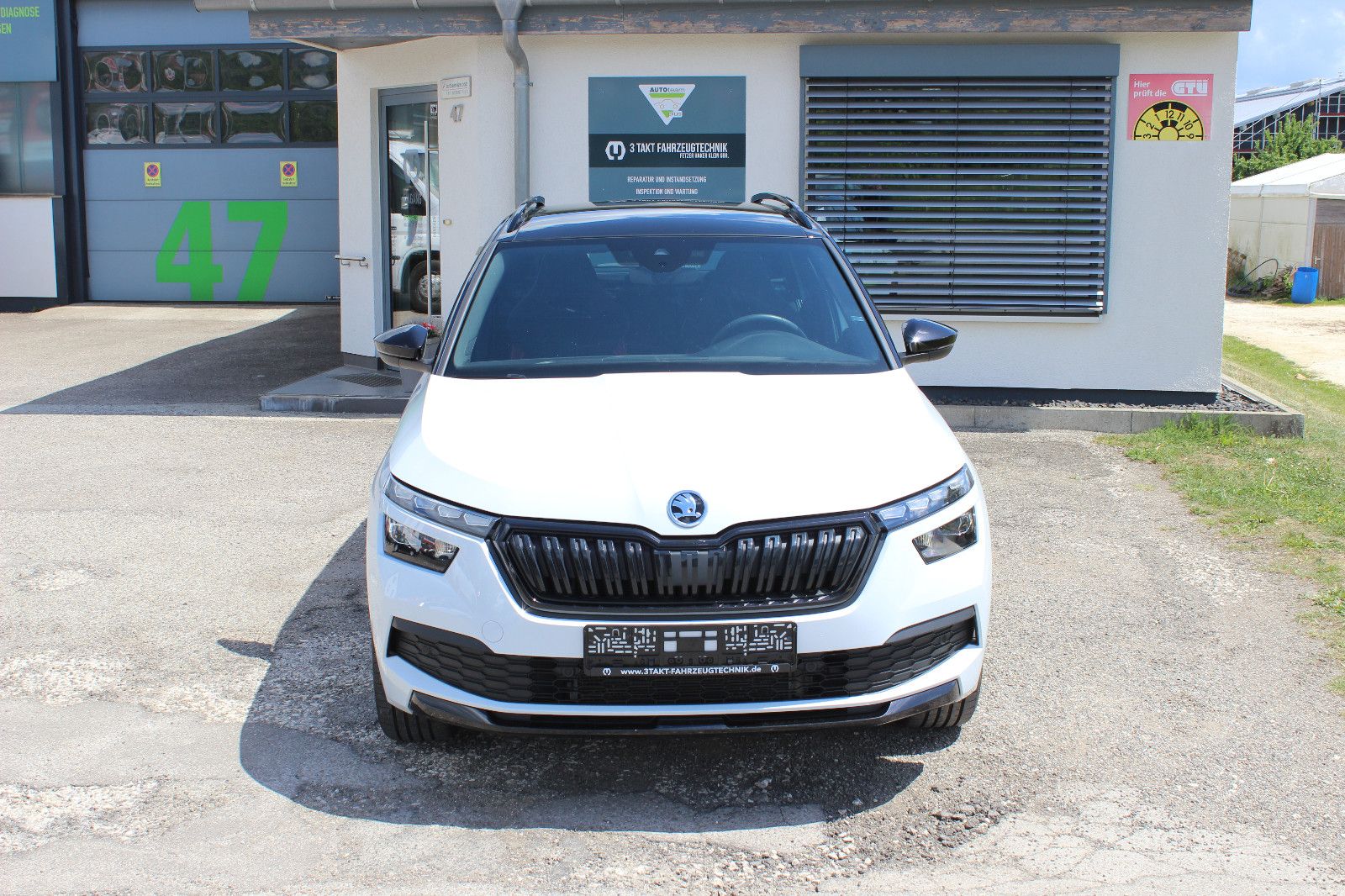 Skoda Kamiq Monte Carlo - Samsaru's Car Outlet