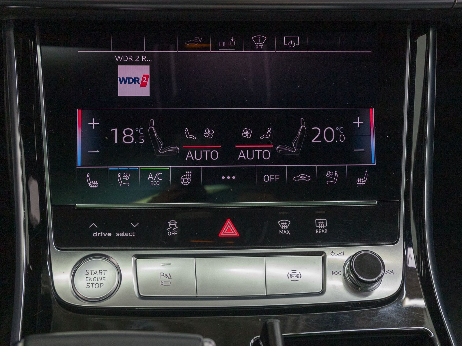 Audi A8 60 TFSIe Q MATRIX LASER - Samsaru's Car Outlet