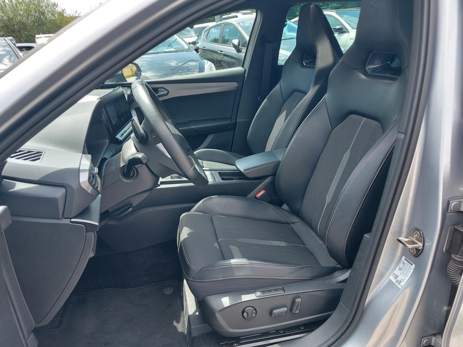 Cupra Leon 2.0 TSI VZ DSG - Samsaru's Car Outlet