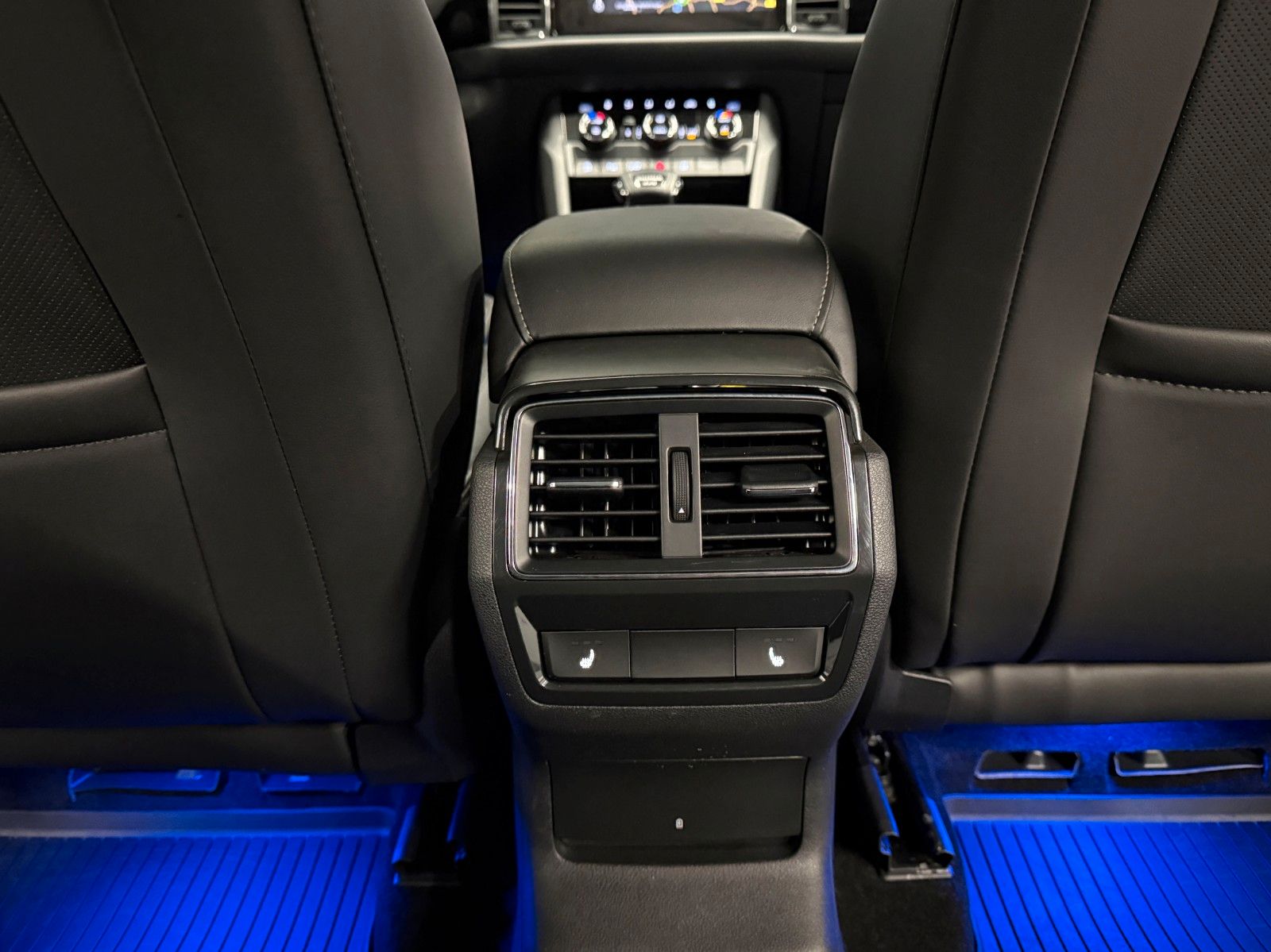 Skoda Kodiaq L&K 4x4 *LEDER*MASSAGE*360*AHK*Standhzg*