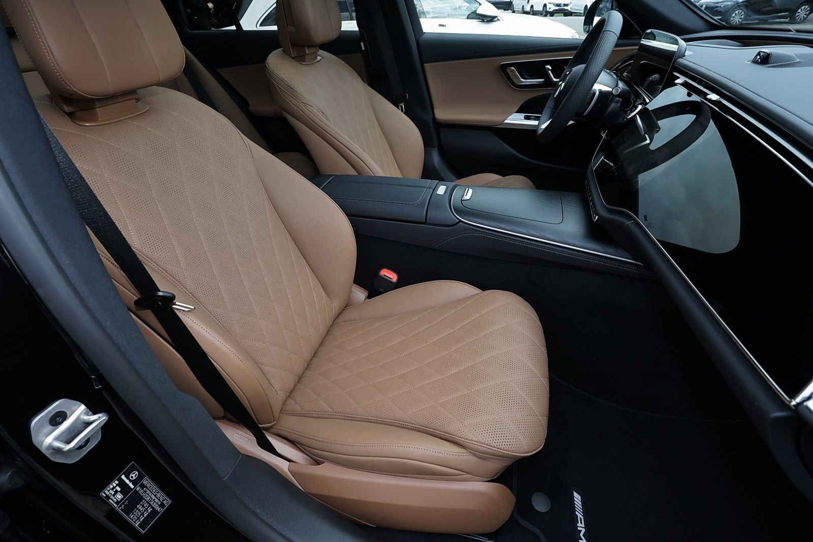 Mercedes-Benz E 450 d 4M T AMG MBUX+DIG-LED+360°+Pano+AHK+SHZ