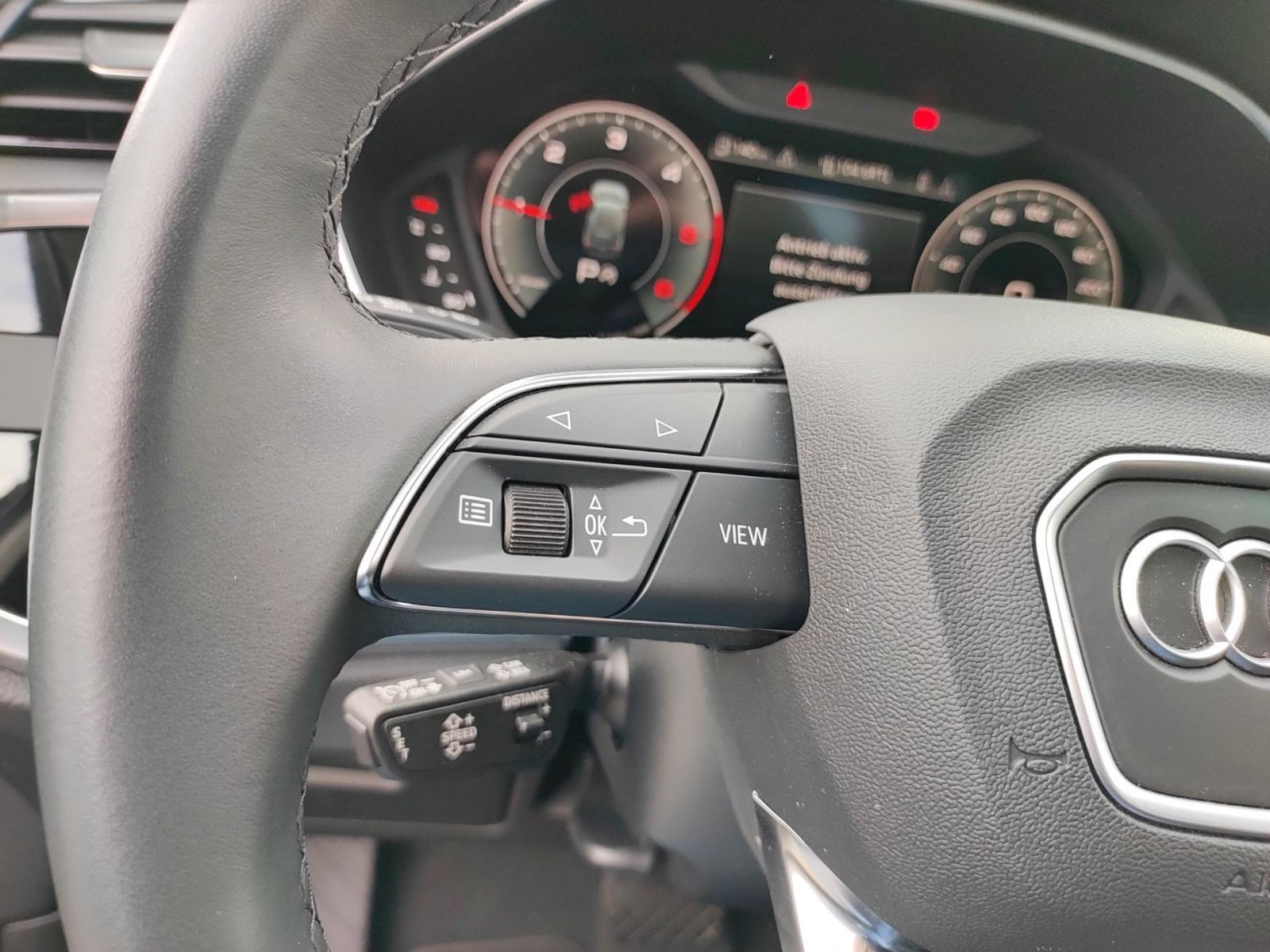 Audi Q3 35 TDI qu. S tronic - Samsaru's Car Outlet