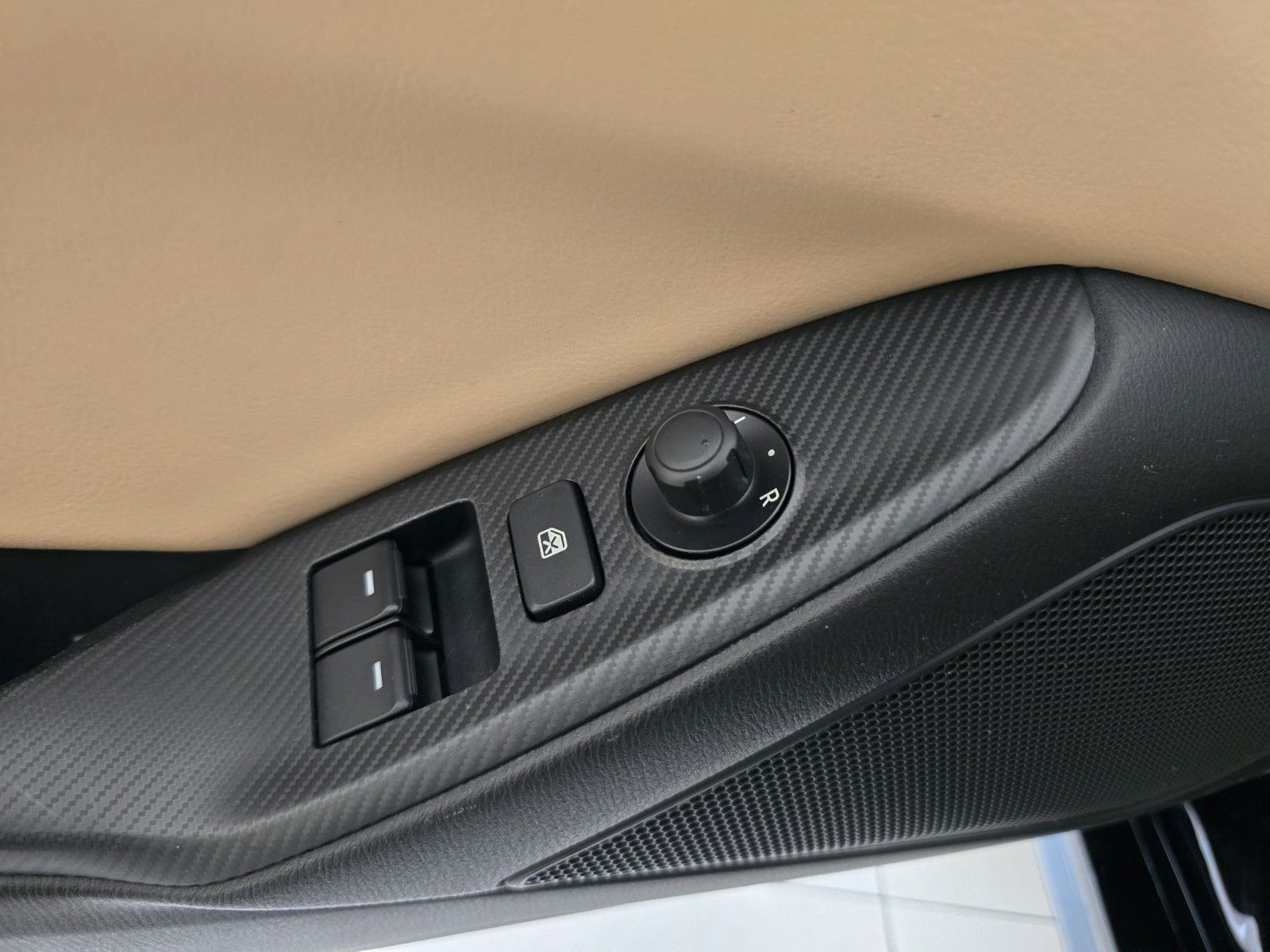 Mazda MX-5 Kazari *184 PS*RFK*NAV*BOSE*LED*