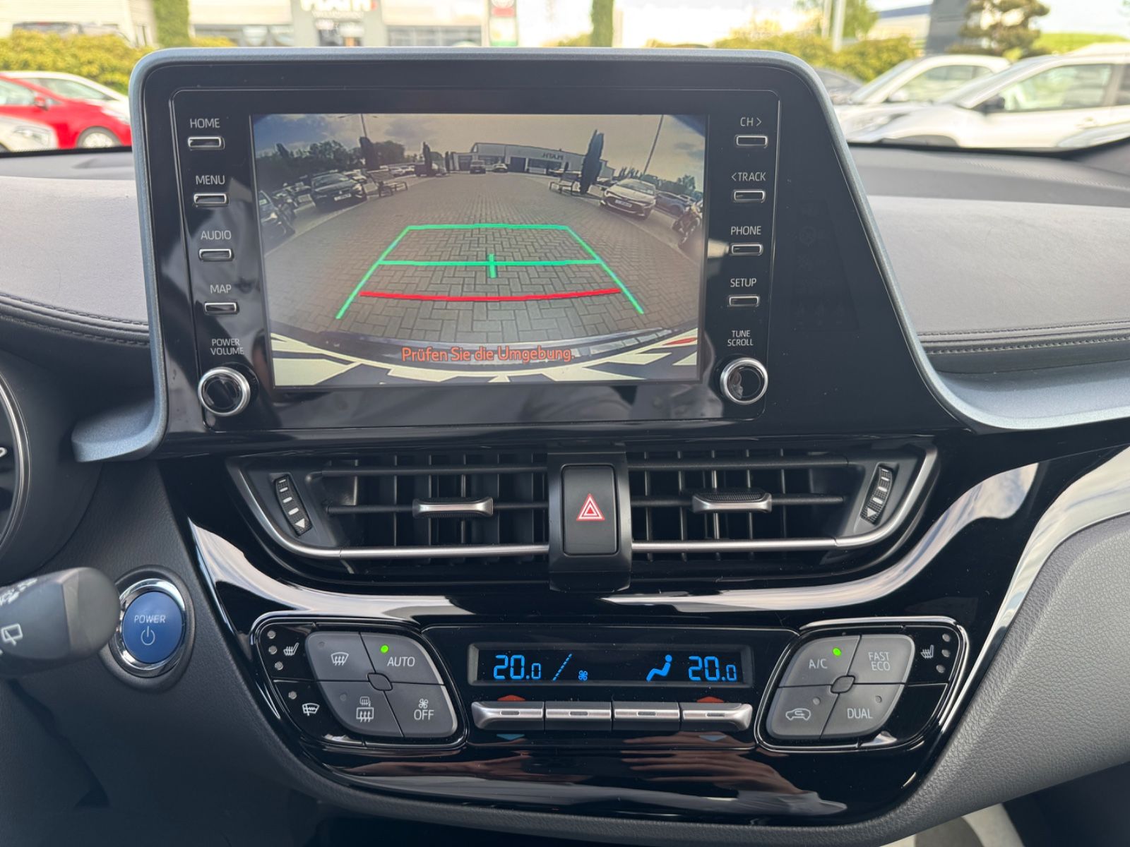 Toyota C-HR Hybrid Style - Samsaru's Car Outlet