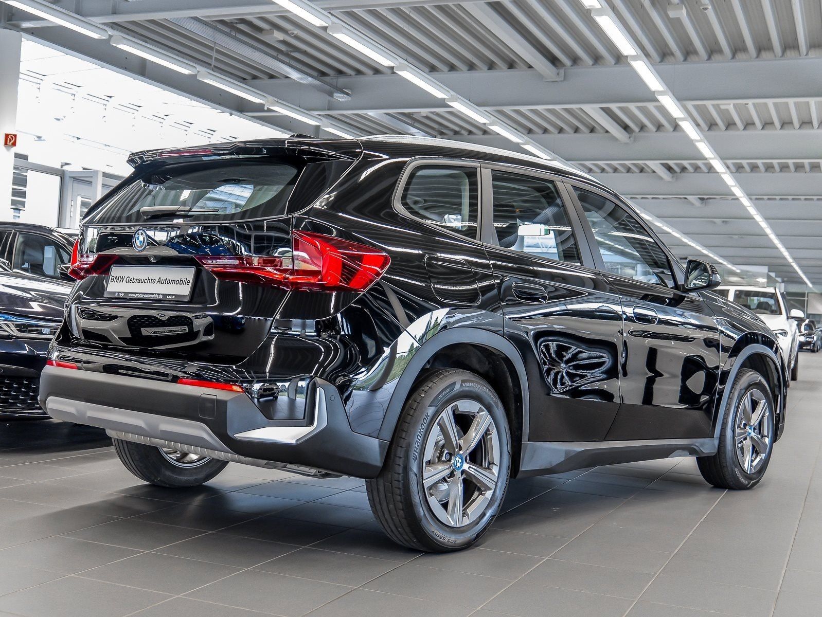 BMW X1 xDrive25e RFK - Samsaru's Car Outlet