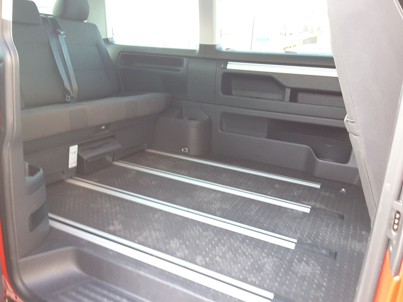 Volkswagen T6 Multivan 2.0 TDI DSG - Samsaru's Car Outlet
