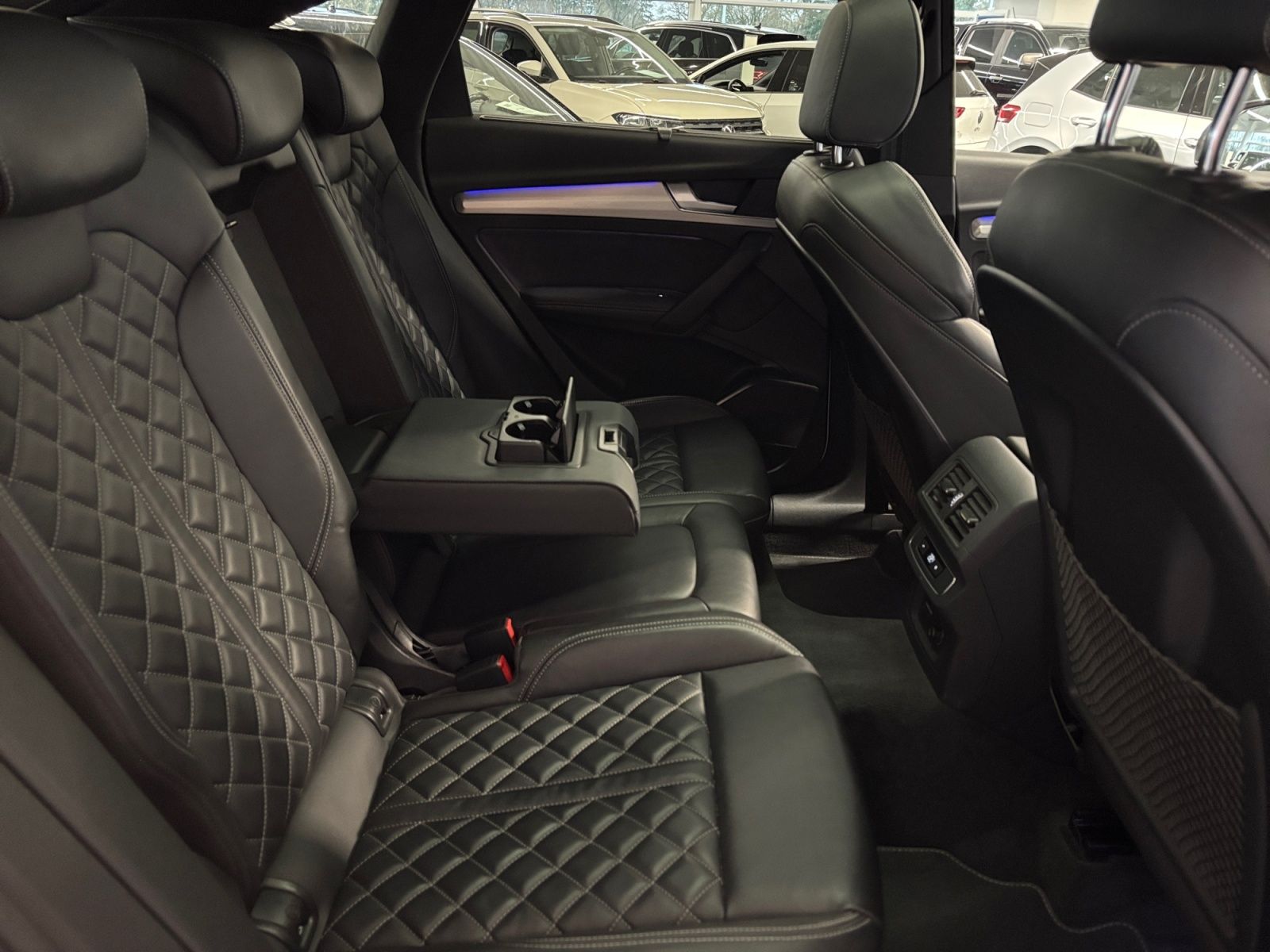 Audi Q5 Sportback 40 TFSI quattro S line BLACK AHK MA