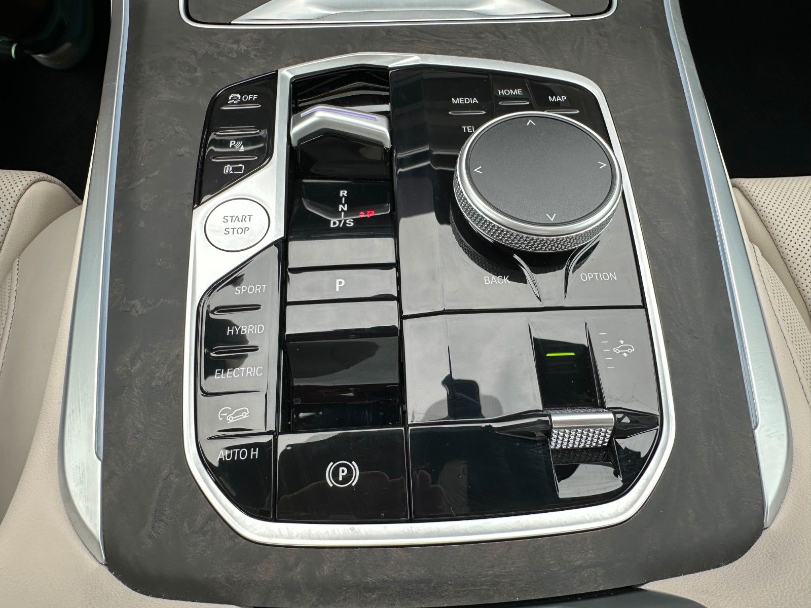 BMW X5 50e xDrive MSport ACC,HUD,PANO,HARMAN,LUFT,..