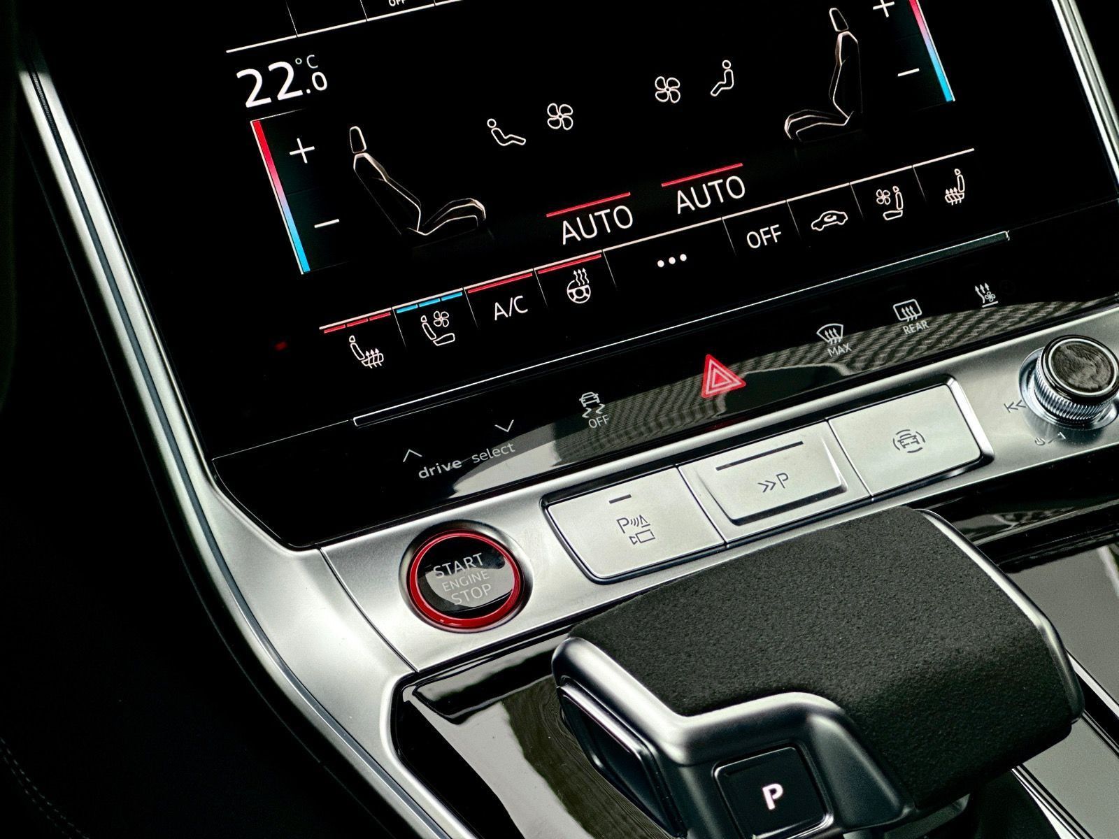 Audi RS 6 Avant KERAMIK*HUP*305KMH*LASER*PANO*B&O*STH