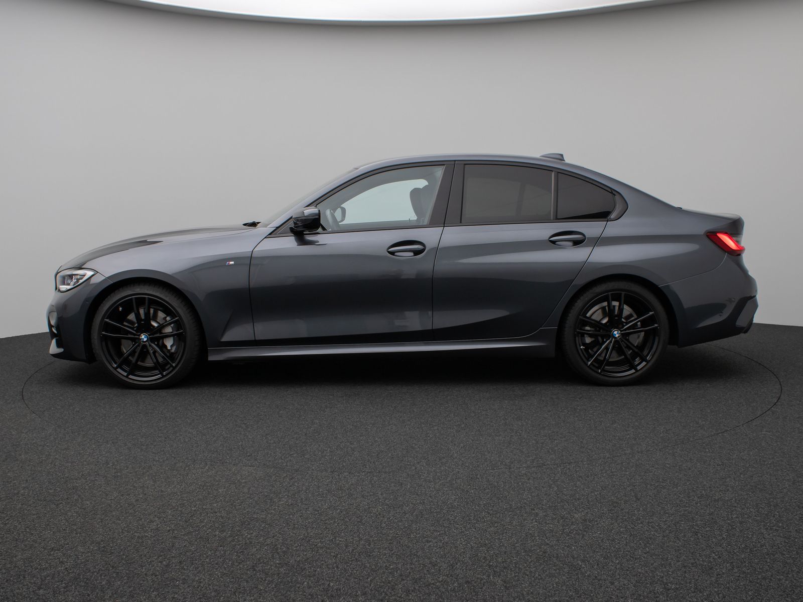 BMW 330i xD M Sport - Samsaru's Car Outlet