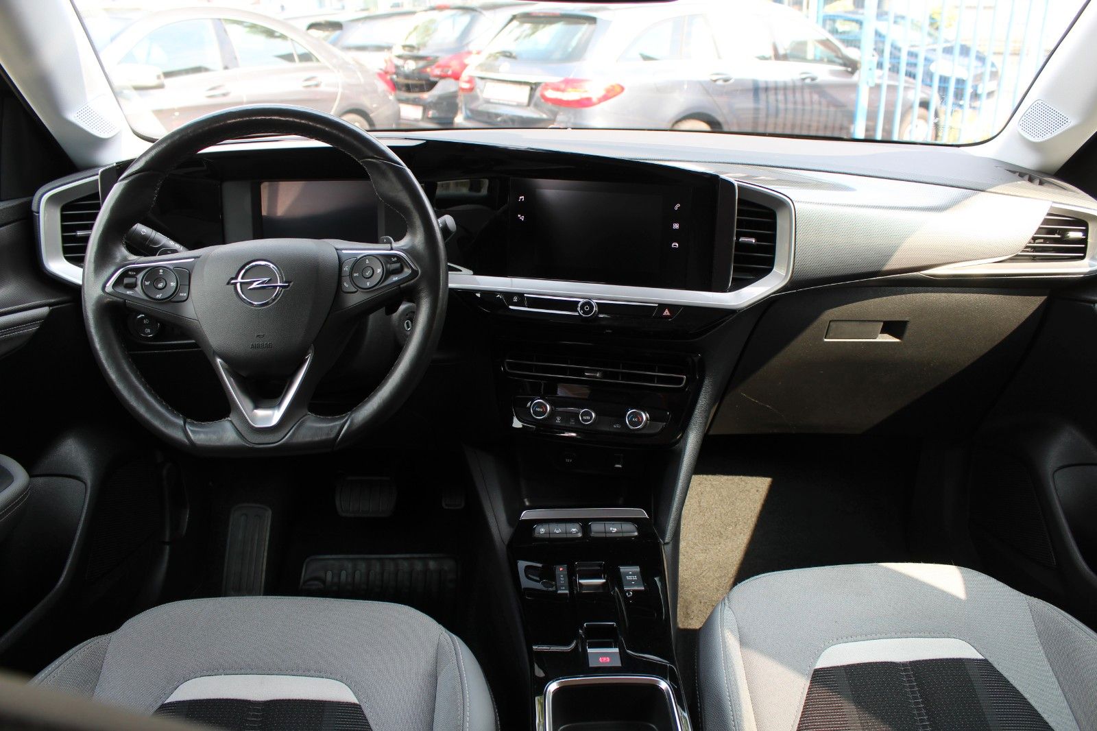 Opel Mokka Elegance - Samsaru's Car Outlet