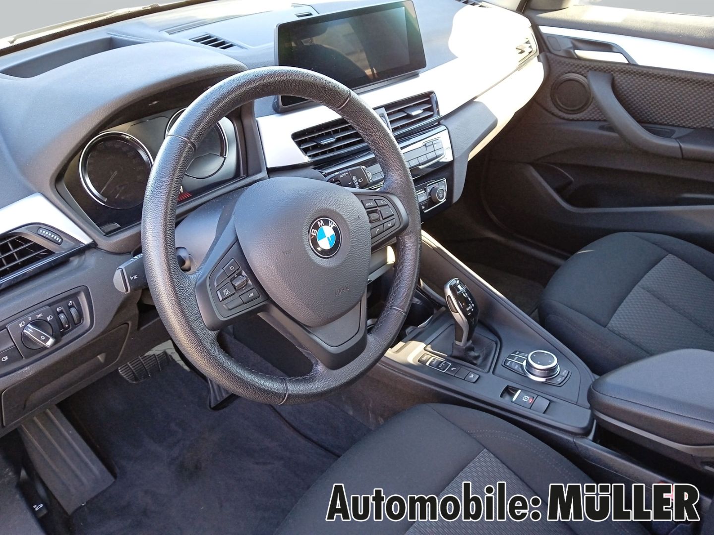 BMW X1 xDrive 20 d Advantage - Samsaru's Car Outlet