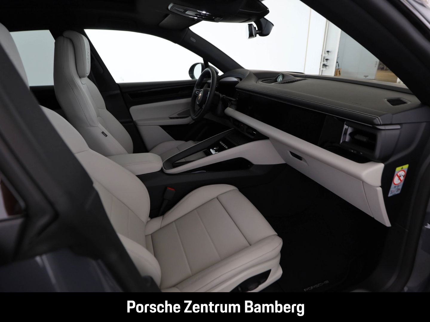 Porsche Macan 4/ Luftfahrwerk/ BOSE/ HUD/ AHK/ 360-Grad