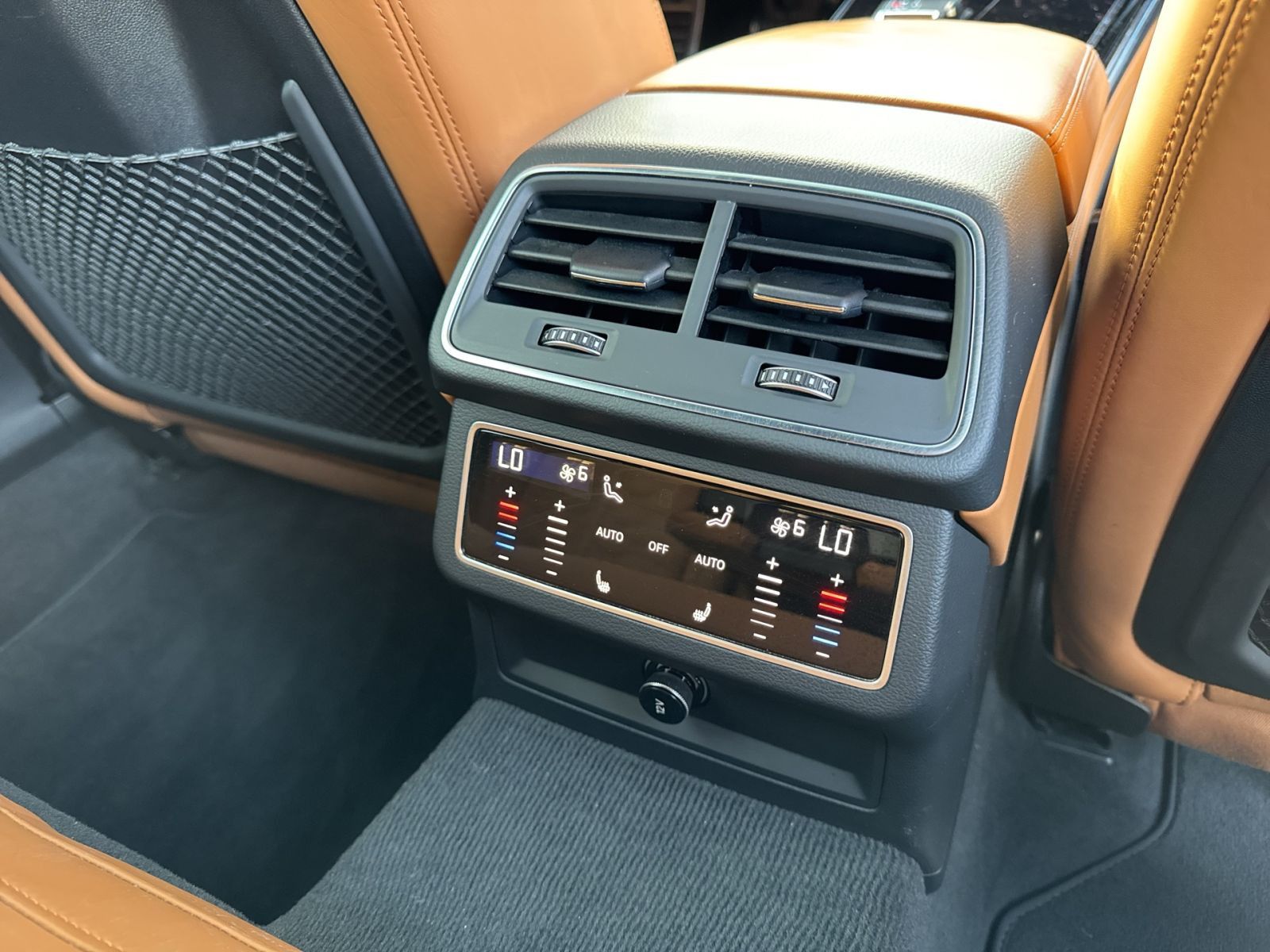 Audi RS 6 Avant Keramik/HDMatrix/Pano/StHz/HuD/RS-Aga