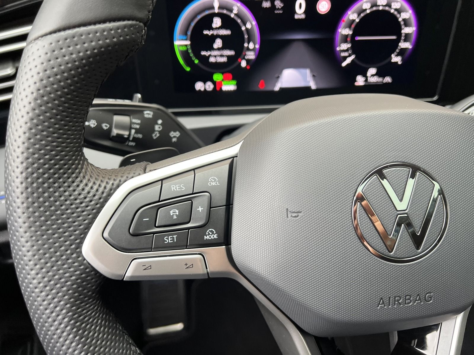 Volkswagen Tiguan 1.5 TSI eHybrid R-Line Black-Style*Matrix