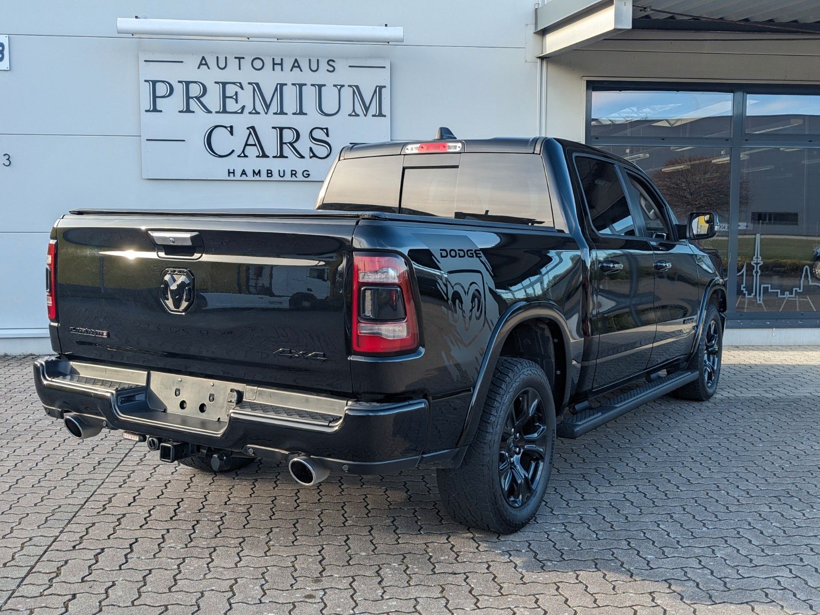 Dodge RAM 1500  Laramie  HEMI 5.7 LPG-Gas E-TORQUE 4x4