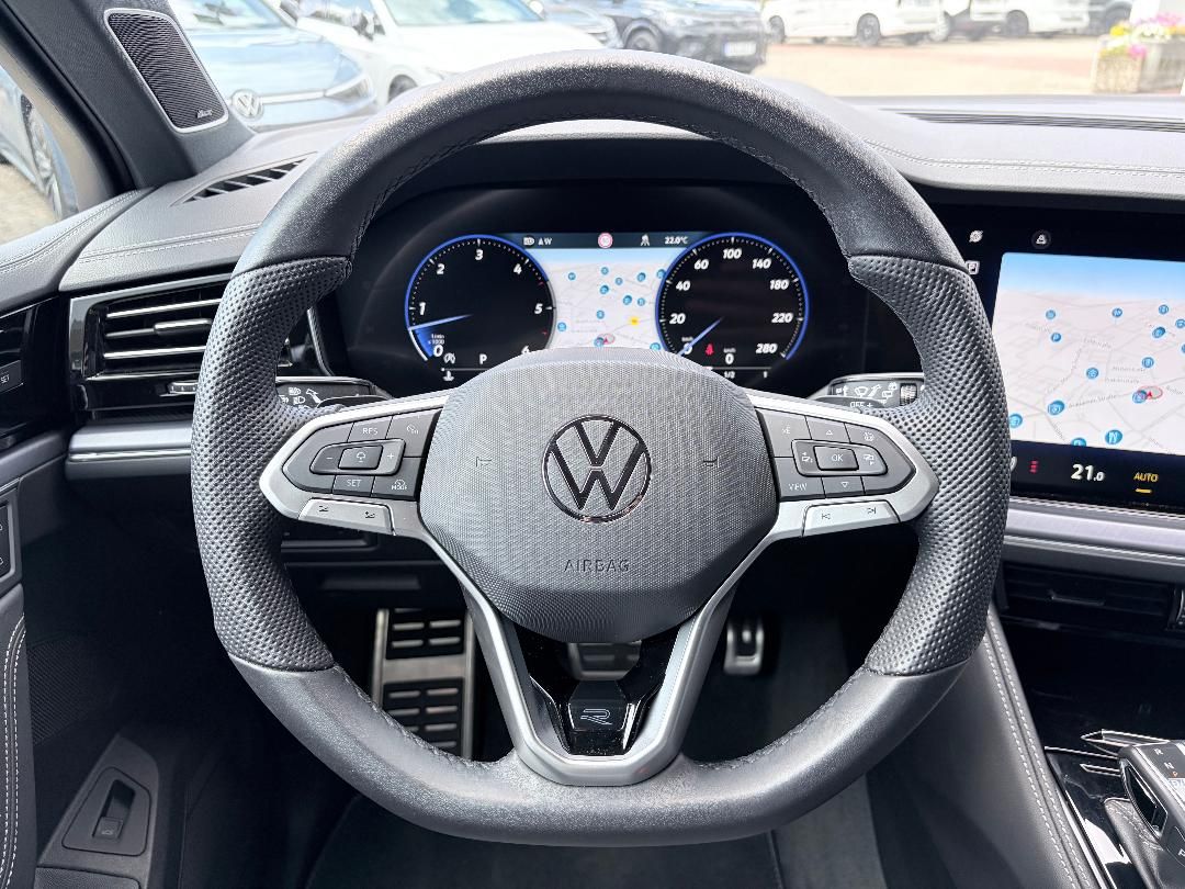 Volkswagen Touareg 3.0 V6 TDI 4x4 R-Line *Vollausstattung*