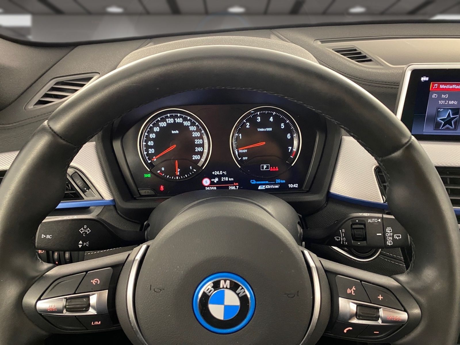 BMW X1 xDrive25e M Sport - Samsaru's Car Outlet