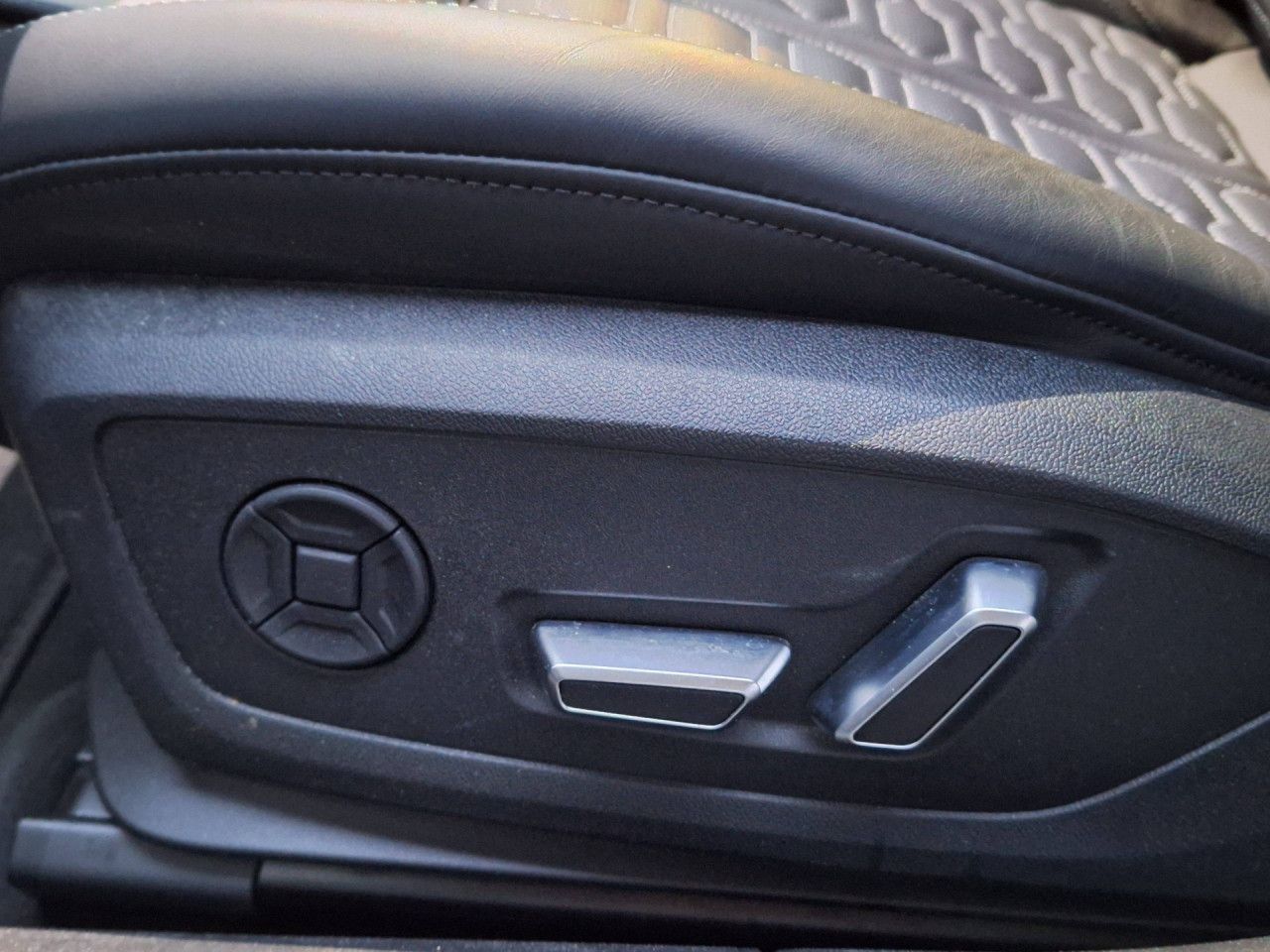 Audi RS6 Avant 4.0 TFSI quattro tiptronic performance