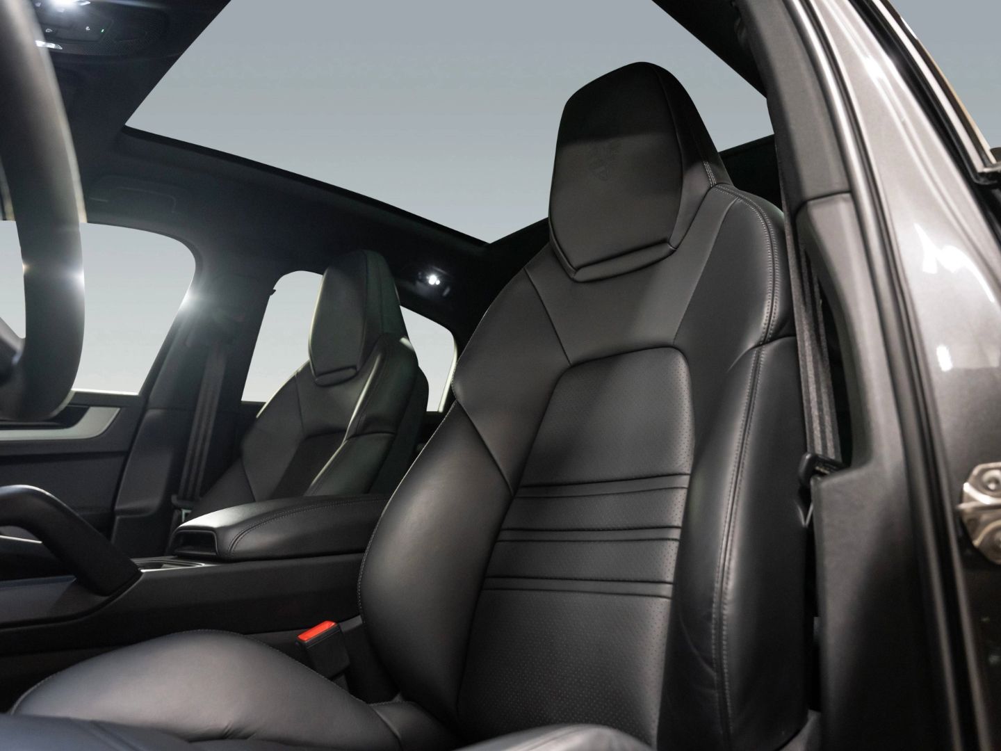 Porsche Cayenne S Coupe PASM PDCC BOSE InnoDrive