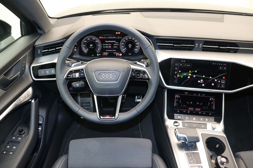 Audi A6 Avant 55 TFSI e quattro S line - Samsaru's Car Outlet