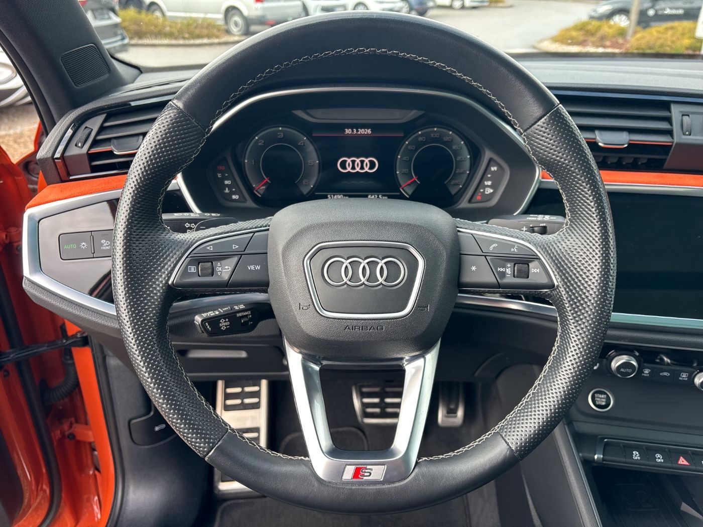 Audi Q3 S line TDI S tronic Kamera/Pano/AHK/ACC/LED