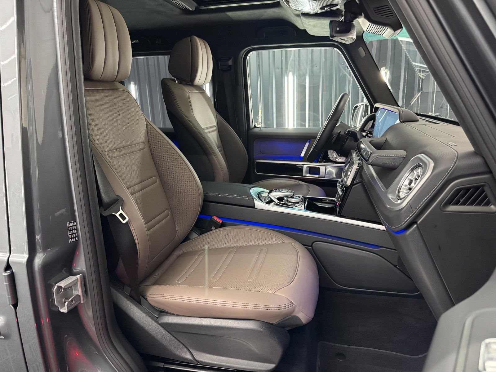 Mercedes-Benz G 500 Exclusive - Samsaru's Car Outlet