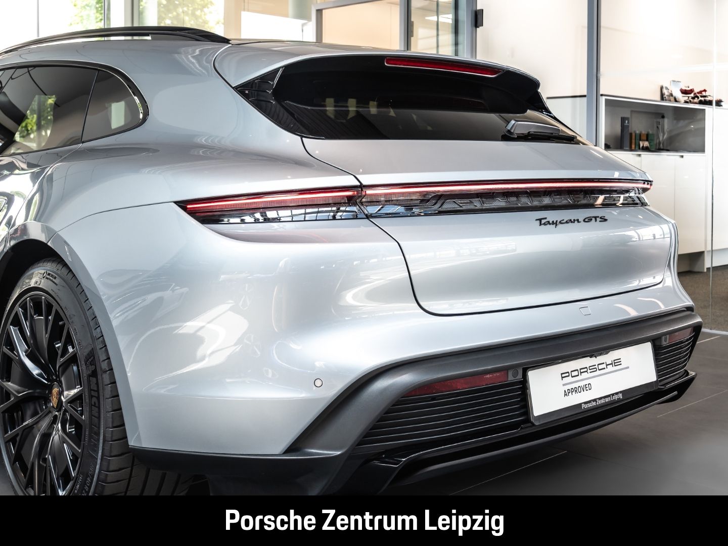 Porsche Taycan GTS Sport Turismo BOSE Surround-View LED