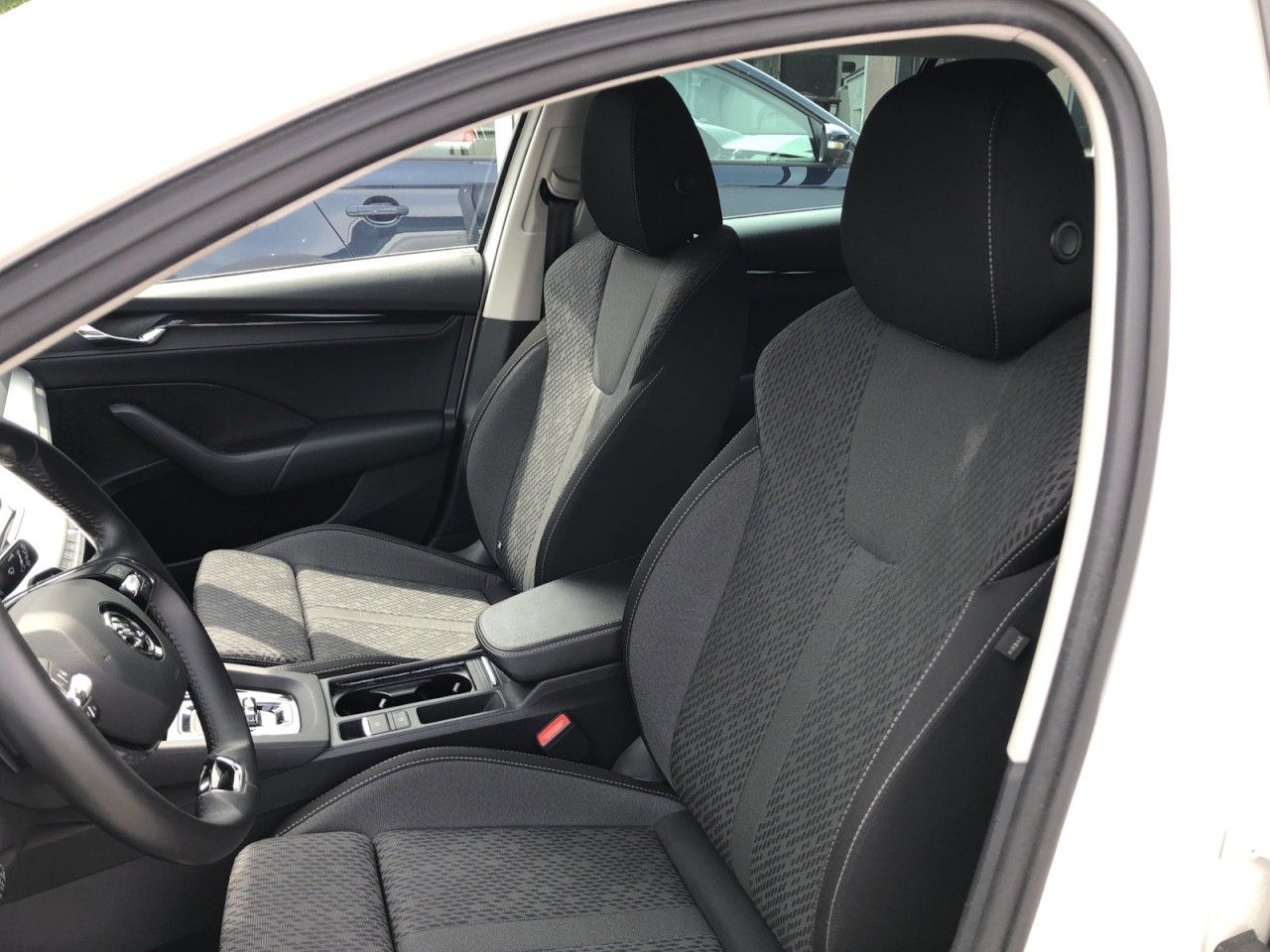 Skoda Octavia Combi CLEVER 1.0 eTSI - Samsaru's Car Outlet