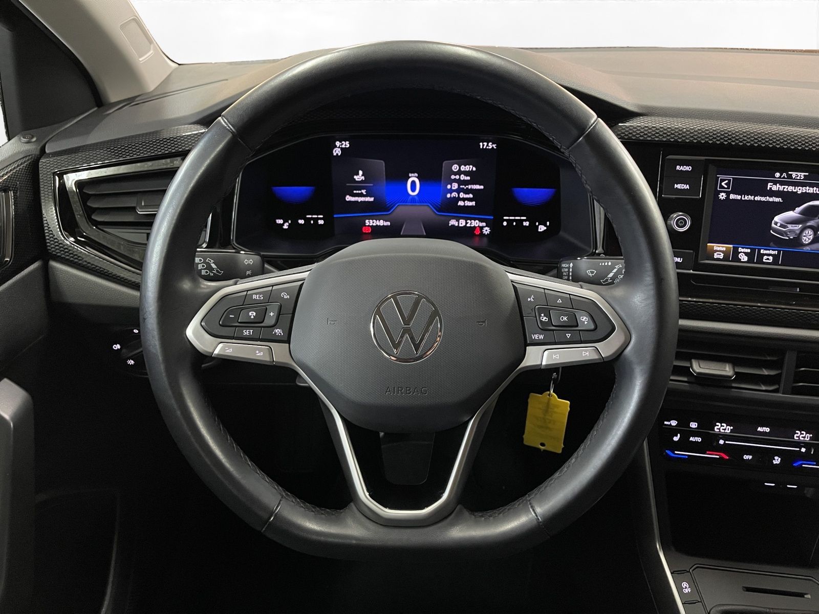 Volkswagen Taigo 1.0 TSI Life - Samsaru's Car Outlet