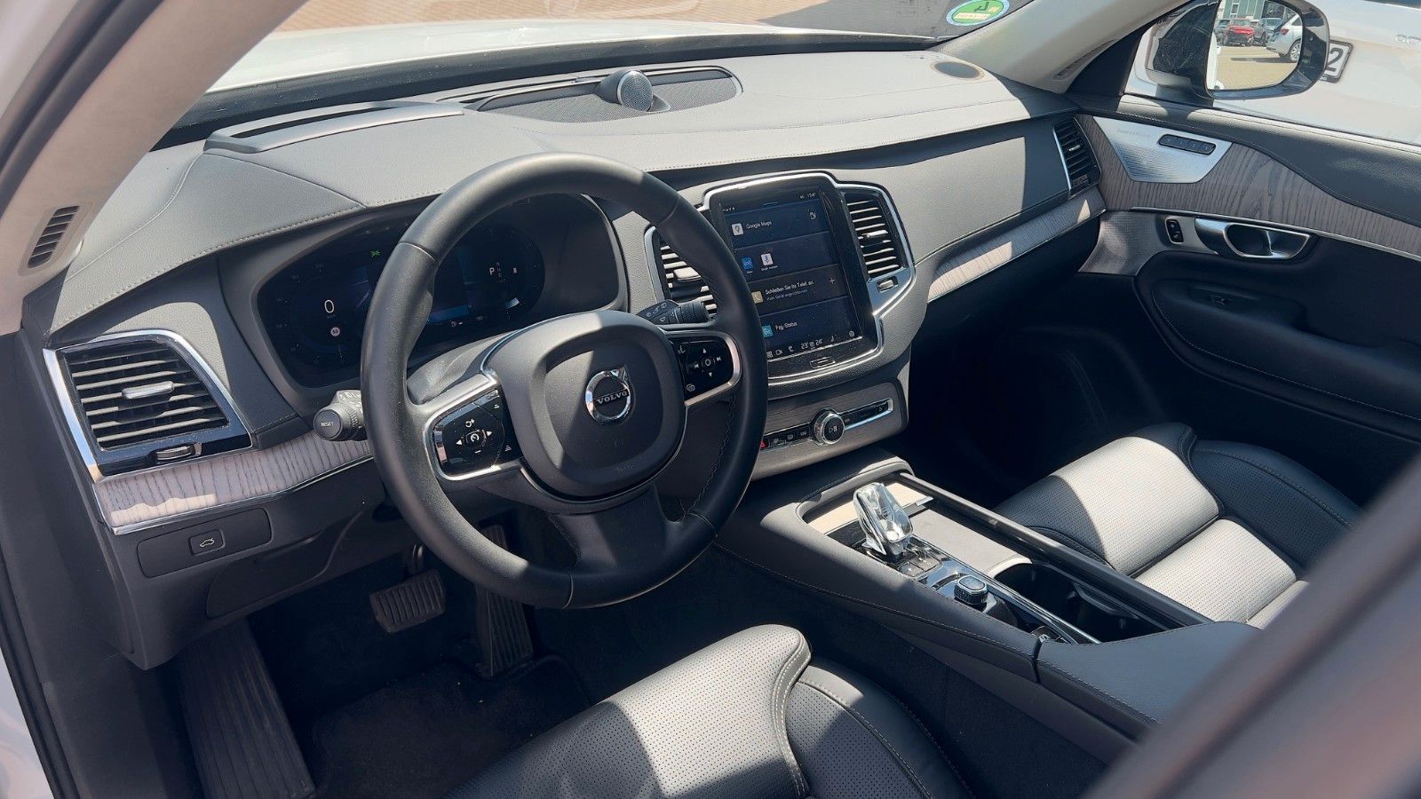 Volvo XC90 B5 D AWD Ultimate Dark*B&W*HUD*LUFT*AHK*ACC