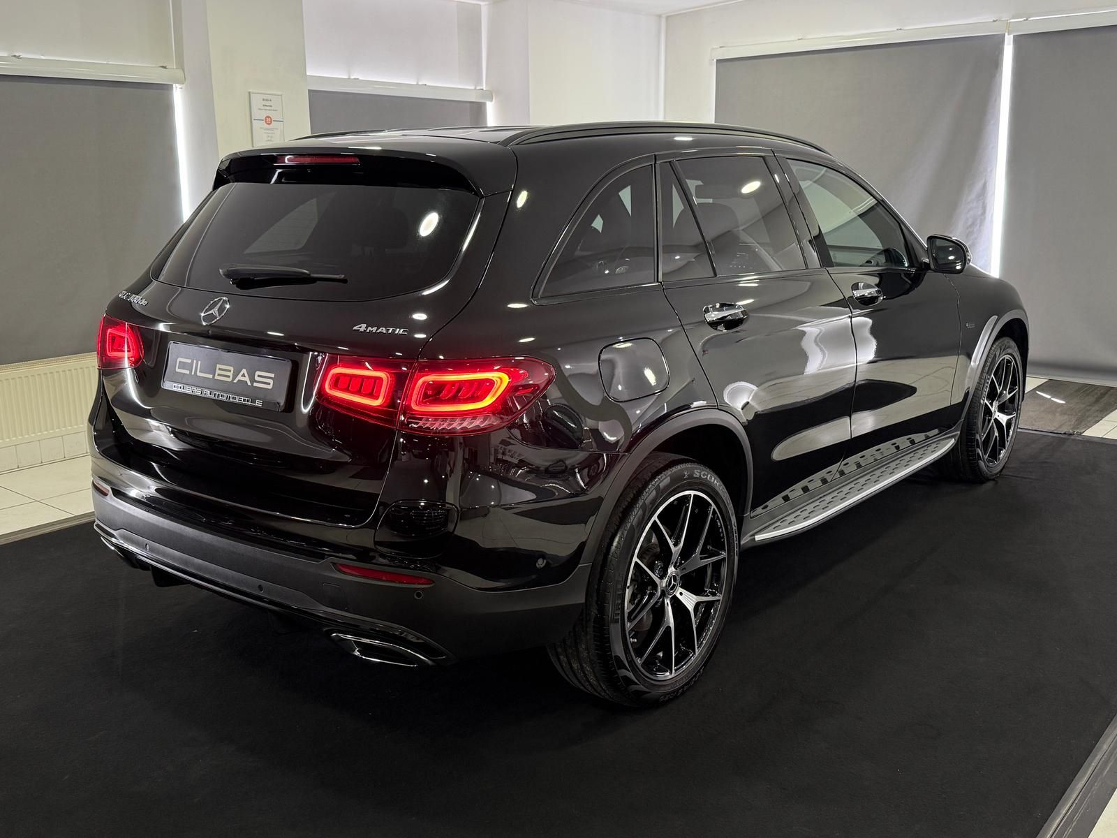 Mercedes-Benz GLC 300 de 4M AMG-Line - Samsaru's Car Outlet