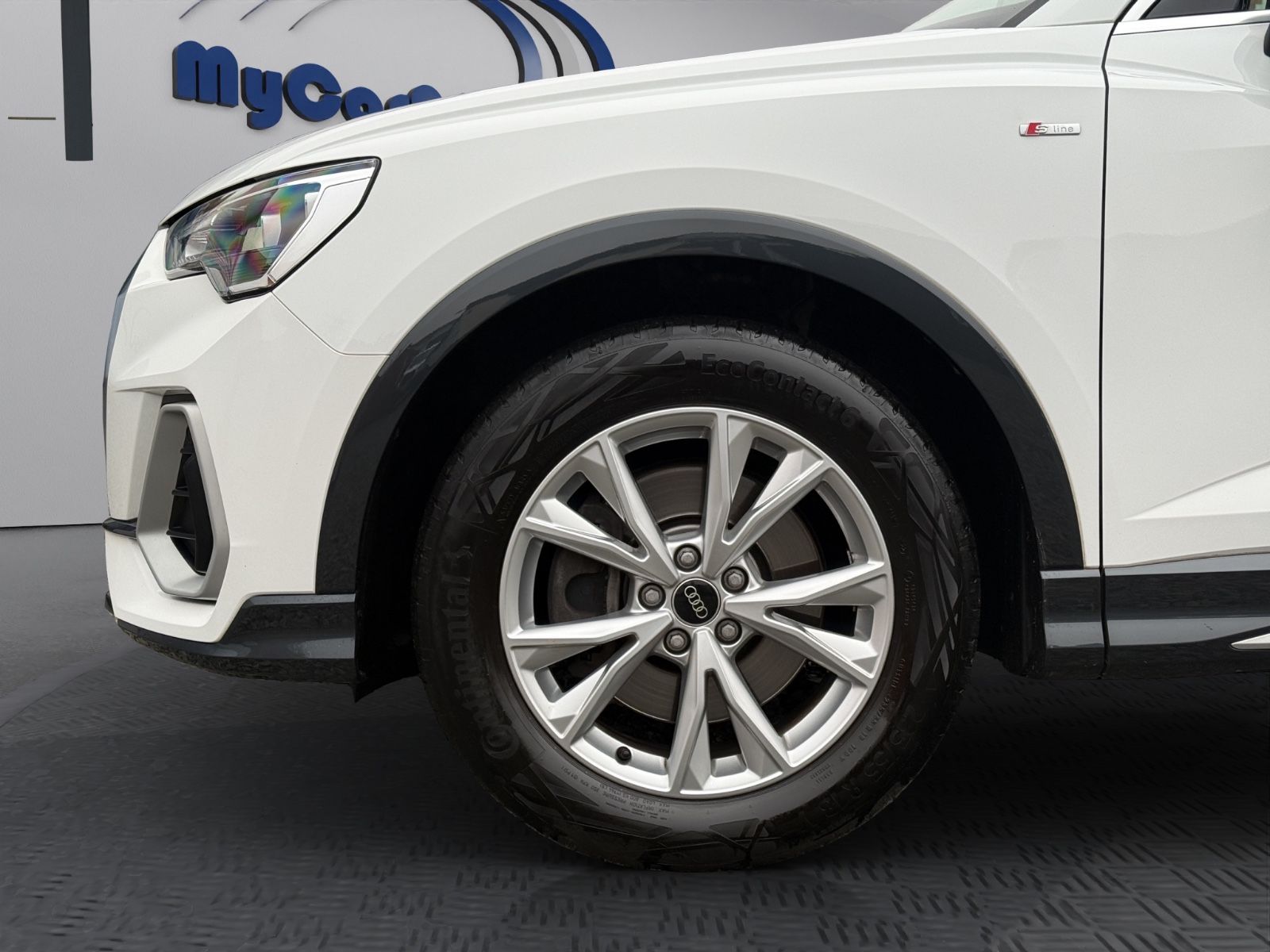 Audi Q3 quattro 2x S Line I LederI 8fach I Garantie