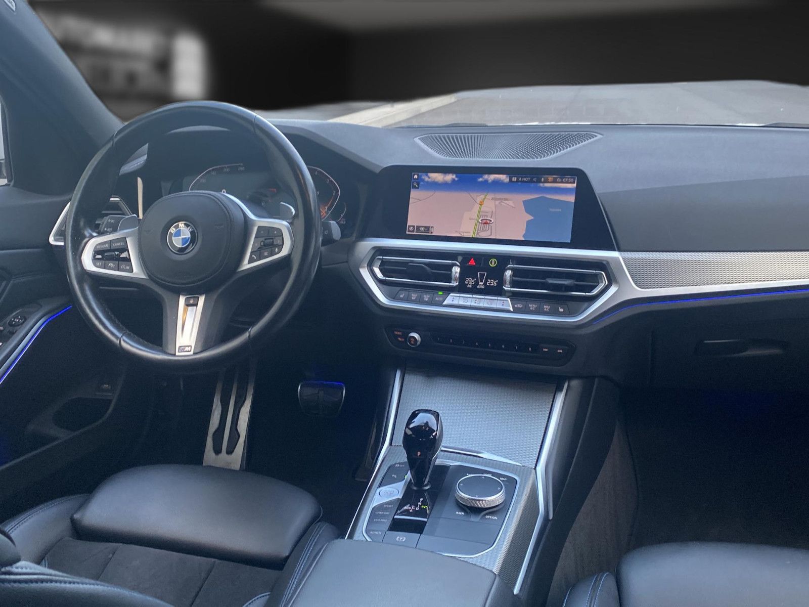 BMW 320 d x M Sport - Samsaru's Car Outlet