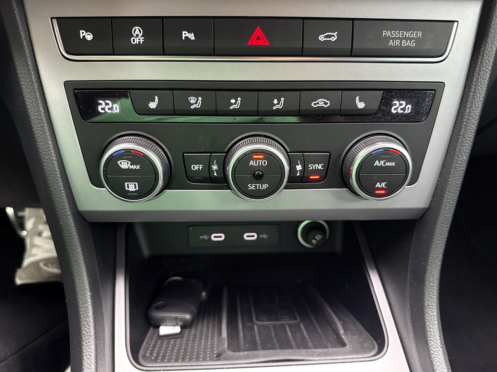 Seat Ateca 2.0 TDI FR Line Sport ACC Leder Mem AHK RC