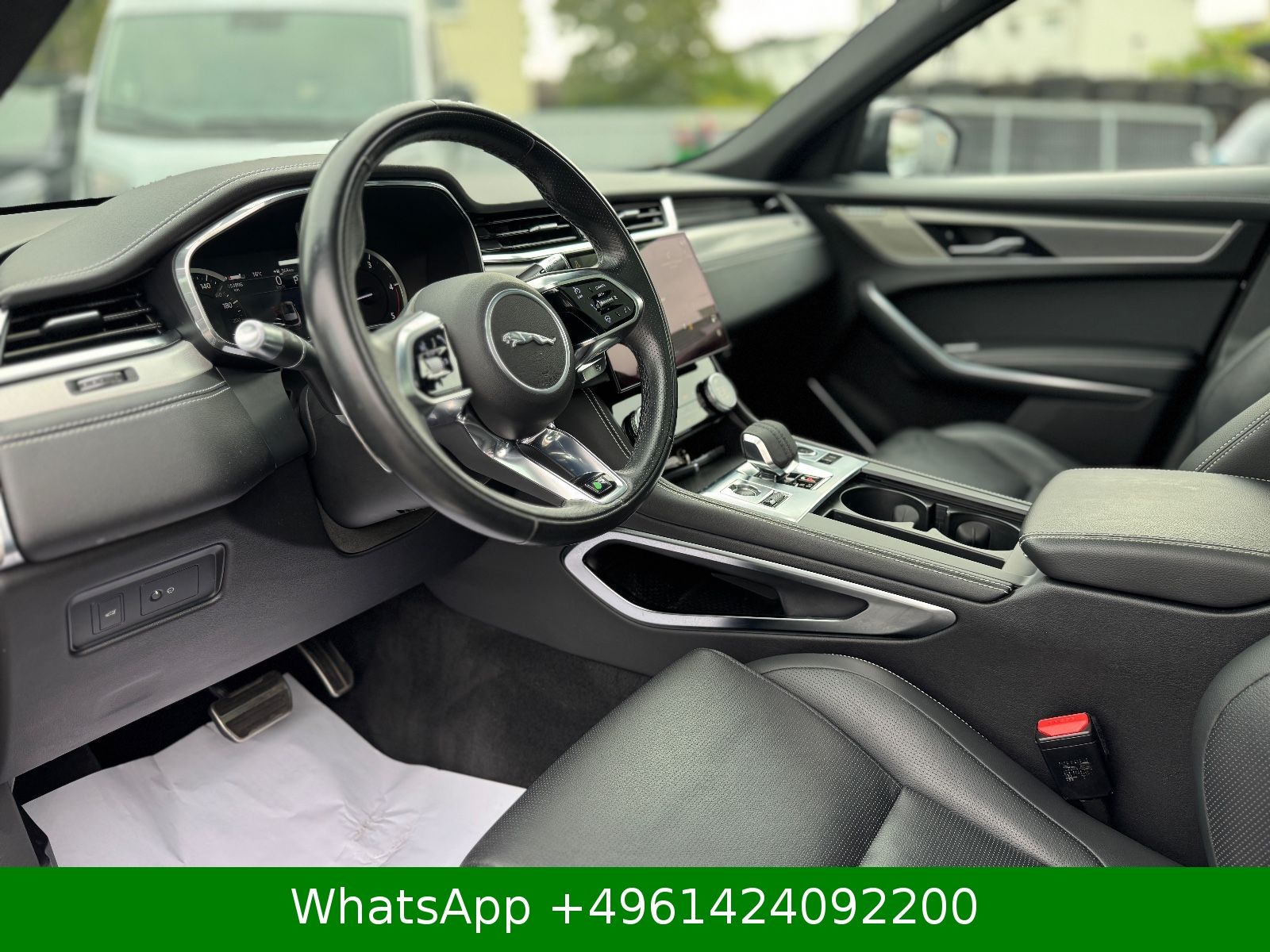 Jaguar F-Pace D200 R-DYNAMIC SE AWD KAME|PANO|MERIDIA