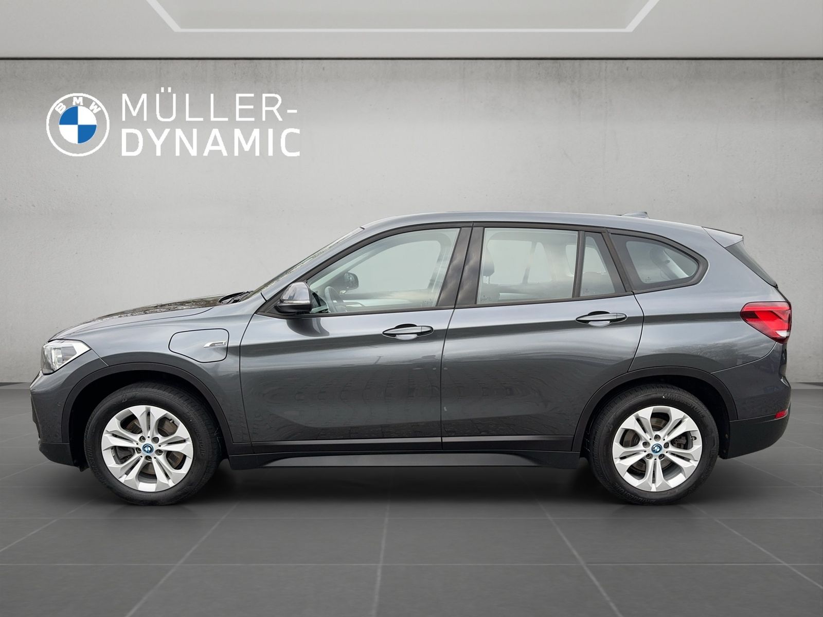 BMW X1 xDrive25e ADVANATGE - Samsaru's Car Outlet
