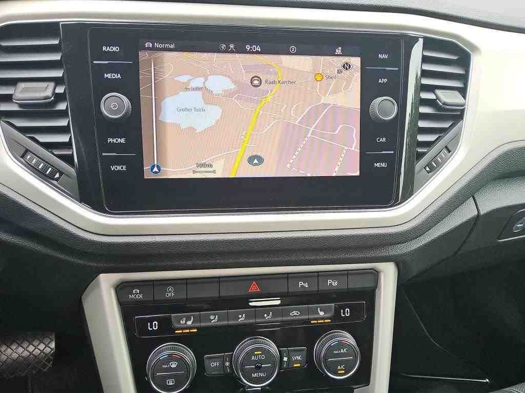 Volkswagen T-Roc 1.5 TSI Style - Samsaru's Car Outlet